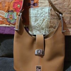 Vintage Dooney & Bourke Tan Leather Shoulder Bag
